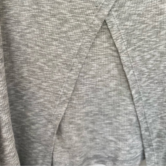 Lush Flowy Cowlneck Pullover Top - Picture 4 of 5